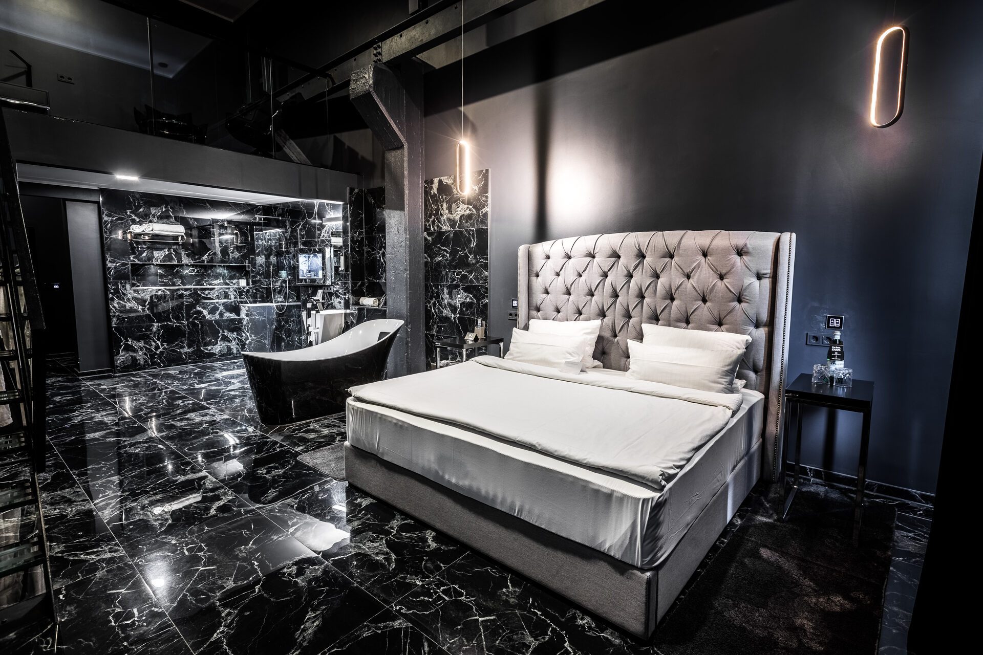 Manhattan Loft - Overview